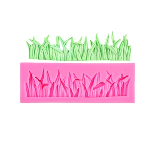 Pink silicone grass pattern fondant mold for DIY chocolate and cake decoration tools