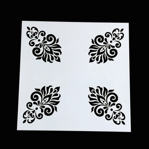 Quadratische weiße Damaskus-Muster Schablone für DIY Scrapbooking und Malvorlagen