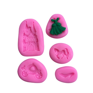 Fairy Tale Castle Pumpkin Carriage Silicone Chocolate Mold For Fondant Cake Decoration Baking DIY Castle Dress High Heels Unicorn Mold