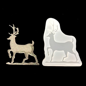 DIY silicone mold and deer-shaped glitter resin pendant for jewelry making