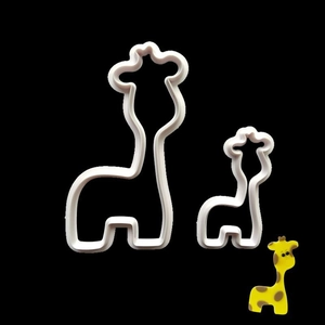 Cute Giraffe Shape Cookie Cutter Plastic Fondant Cake Mold DIY Baking Decorating Tool Animal Outline Biscuit Mold White