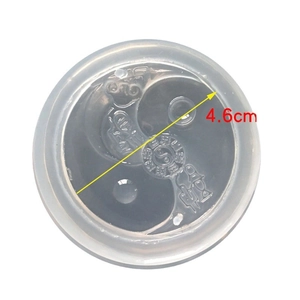 Mirror silicone mold for Yin Yang Tai Chi pendants, 4.6cm diameter for DIY resin crafts