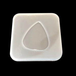 Translucent silicone mold for DIY triangle guitar picks and crystal resin jewelry crafts