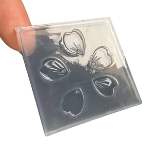 Transparent silicone mold for DIY flower petal resin jewelry and pendant making