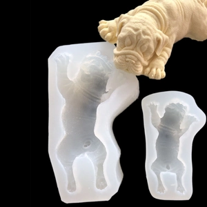 Makro-Detail der Shar-Pei Silikonform mit feiner Hautstruktur für DIY-Kuchen und Mousse