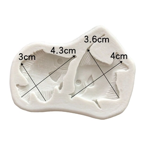 White silicone kissing fish mold for fondant and chocolate with detailed sizing measurements