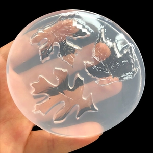 Silicone maple leaf resin mold for DIY jewelry earrings and phone case decorations