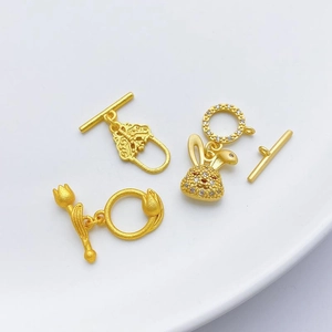 Matte goldene DIY-Schmuckverbinder mit Schmetterlings-, Hasen- und Tulpendesign mit OT-Verschluss