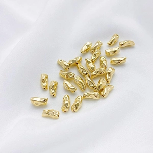 Cuentas de metal barrocas irregulares chapadas en oro de 14K para joyería DIY
