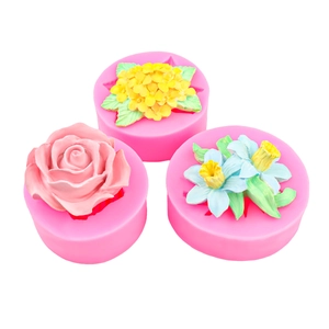 Lot de 3 moules en silicone fleurs 3D avec roses et lys pour la décoration de gâteaux