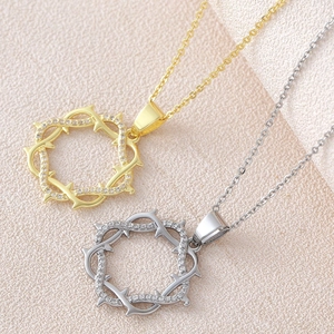 Collane con ciondolo a corona di spine in oro e argento con zirconi micro-incastonati
