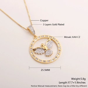 Détail du collier en laiton plaqué or avec zircons AAA et dimensions du pendentif oiseau