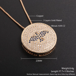 Macro du pendentif abeille doré 23mm avec pierres AAA zircon et chaîne de 17,7 pouces