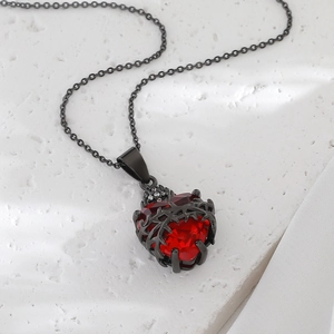 Gothic Rot Herz Zirkonia Dornen Anhänger Halskette Kupfer Waffenschwarz Halloween Schmuck Für Damen Schlüsselbein Kette
