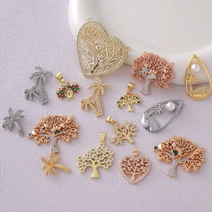 Mix van 18K vergulde hart-, levensboom- en palmboomhangers voor DIY sieraden maken
