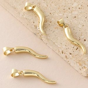 Polished gold plated copper cornicello chili charms for DIY jewelry making and crafts