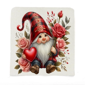 Housse de chaise Saint-Valentin avec gnome, cœur rouge et roses sur tissu en lin premium