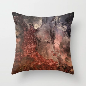 Detailansicht der Marmor-Kissenhülle mit Kupfer-Metallic-Textur und flüssigem Kunstmuster