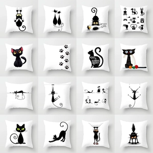 Federa con Stampa Gatto Nero Cartone Animato Copricuscino Quadrato Decorativo per Divano Casa Poliestere Pelle di Pesca Senza Imbottitura