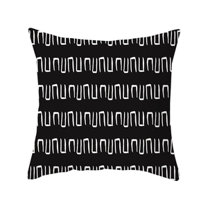 Housse de coussin carrée moderne à motif géométrique marocain noir et blanc pour canapé