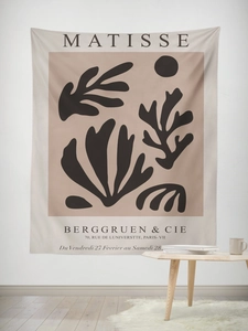 Détail de la tapisserie corail abstraite de style Matisse dans un décor moderne