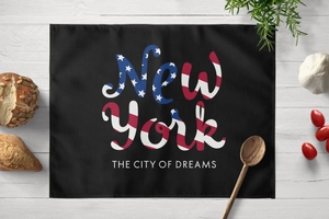 Detalle de mantel individual del Día de la Independencia con diseño de bandera de Nueva York