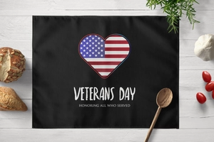 Detalle de mantel individual Veterans Day con corazón de bandera de EE. UU.