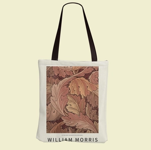 Λεπτομέρεια του William Morris φλοράλ σχεδίου σε βαμβακερή τσάντα tote υψηλής ποιότητας