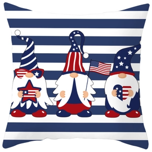 Détail de la housse de coussin fête de l'indépendance USA avec gnomes et étoiles