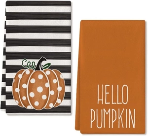 Dettagli degli asciugamani per il Ringraziamento con zucca a pois e testo Hello Pumpkin