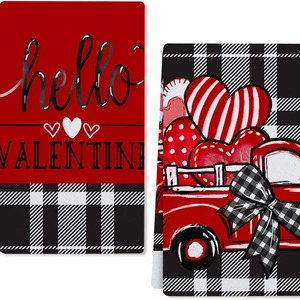 Torchon de cuisine Saint-Valentin rouge avec camion rétro et motifs de cœurs élégants