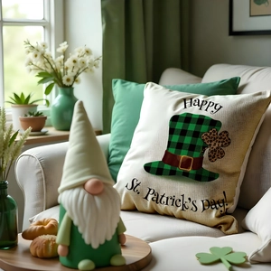 Taie d'oreiller en lin Saint-Patrick avec motif trèfle vert et décoration de gnome