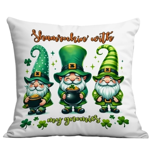 Housse de coussin Saint-Patrick avec motifs de nains et trèfles sur tissu blanc pur