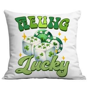 Dettaglio della fodera per cuscino San Patrizio con trifoglio verde e motivo dadi Lucky