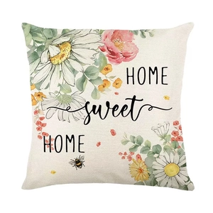 Federa in cotone e lino con margherite e stampa Home Sweet Home su sfondo bianco pulito