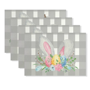 Paasplacemats set van 4 met ruitjespatroon, konijnenoren en kleurrijke eieren decor