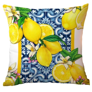 Detalle de estampado de limones y azulejos mediterráneos en funda de cojín suave