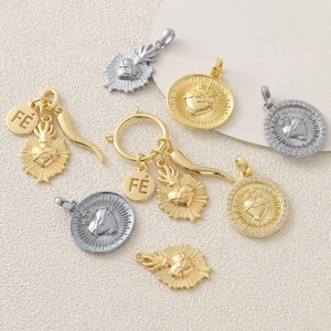 Ciondolo Sacro Cuore Croce in Rame Vintage Senza Catena Placcato Oro Argento Strass Accessori per Creazione Gioielli Fai-da-Te Donna