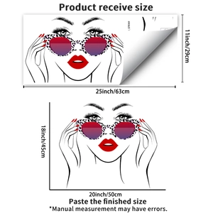 Détail du stickers mural 63x29cm montrant une femme avec lunettes léopard et rouge à lèvre