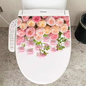 Floral toilet lid sticker with pink and champagne rose clusters for bathroom decoration