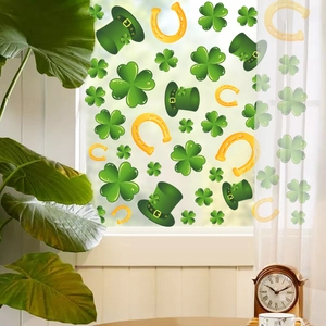 St. Patrick's Day Fensteraufkleber mit Kleeblättern, Gnomen und grünen Zylindern
