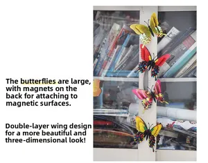 Gros plan de papillons magnétiques 3D double couche de 15 cm sur surface métallique