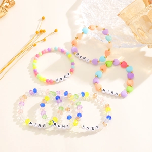 Juego de pulseras de cuentas de colores K-POP con cuentas de letras personalizadas para mujer