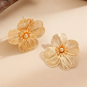 Elegant gold flower earrings featuring French vintage wire mesh petals and a luxury design