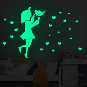 Autocollant Mural Lumineux Silhouette De Fille Avec Couronne Et Cœurs Sticker Fluorescent DIY Pour Chambre D'Enfant