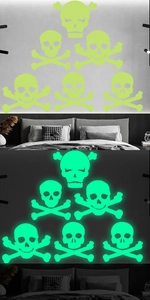 Adesivi murali fluorescenti a forma di teschio per decorazioni spaventose di Halloween