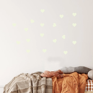 Creative heart-shaped glow in the dark wall stickers for cozy bedroom wall decoration