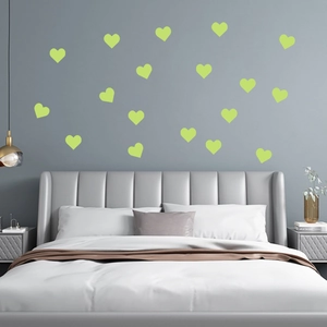 Stickers muraux cœurs lumineux pour déco chambre d'enfant avec vinyle vert fluo brillant