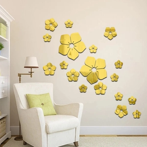Détail des 18 stickers muraux en acrylique doré en forme de fleurs pour déco de salon