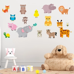 Detailed wall sticker set featuring cartoon fox, elephant, and giraffe for nursery decor